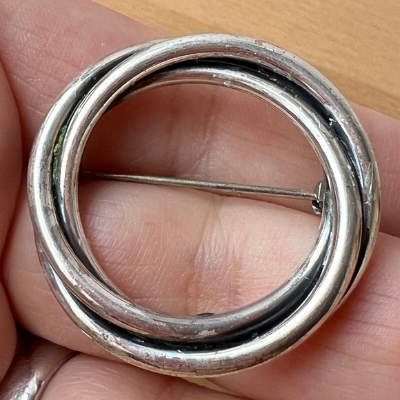 VINTAGE DESIGNER BEAUCRAFT STERLING SILVER KNOT BROOCH PIN MODERNIST SLEEK